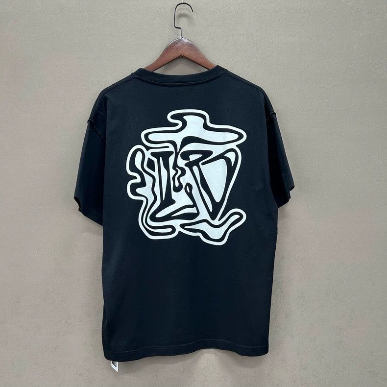 Louis Vuitton Louis Vuitton Smoke Graffiti Print Tee Size US L / EU 52-54 / 3 - 2 Thumbnail