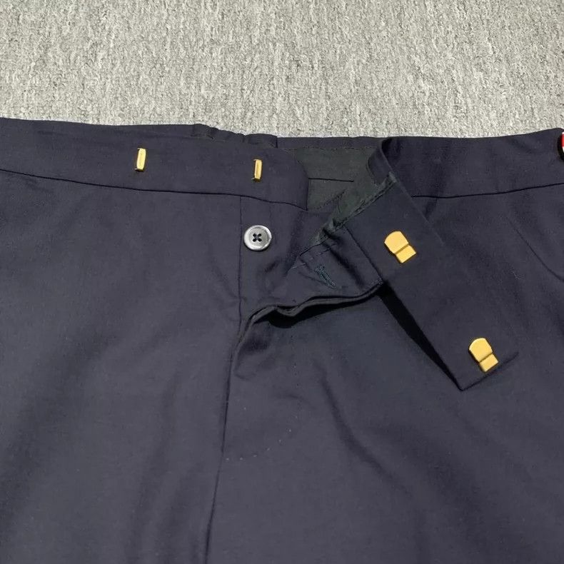 Thom Browne Thom Browne 4-Stripe Wool Shorts Size US 29 - 3 Thumbnail
