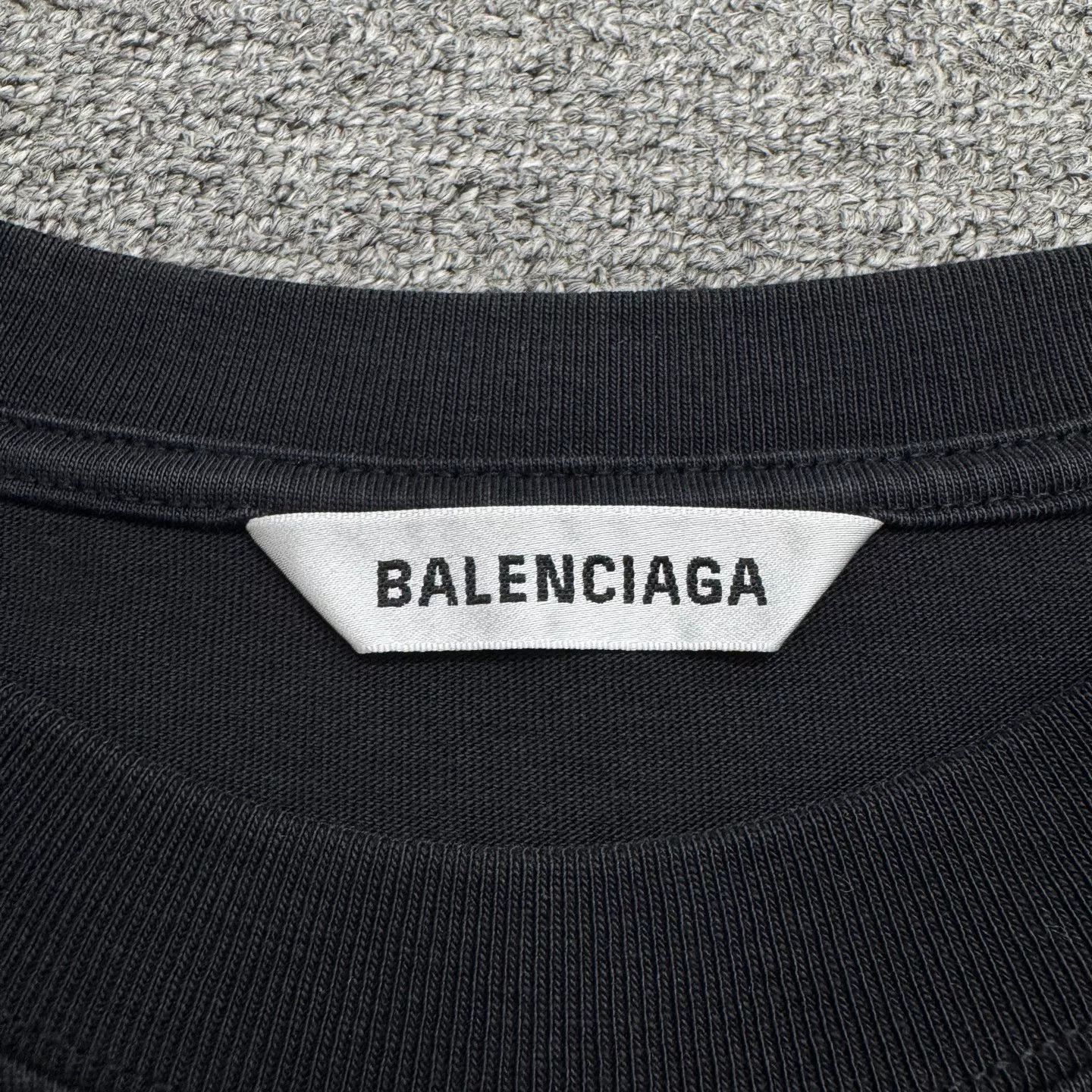 Balenciaga Balenciaga Embroidered Letter Short Sleeve Size US S / EU 44-46 / 1 - 2 Thumbnail