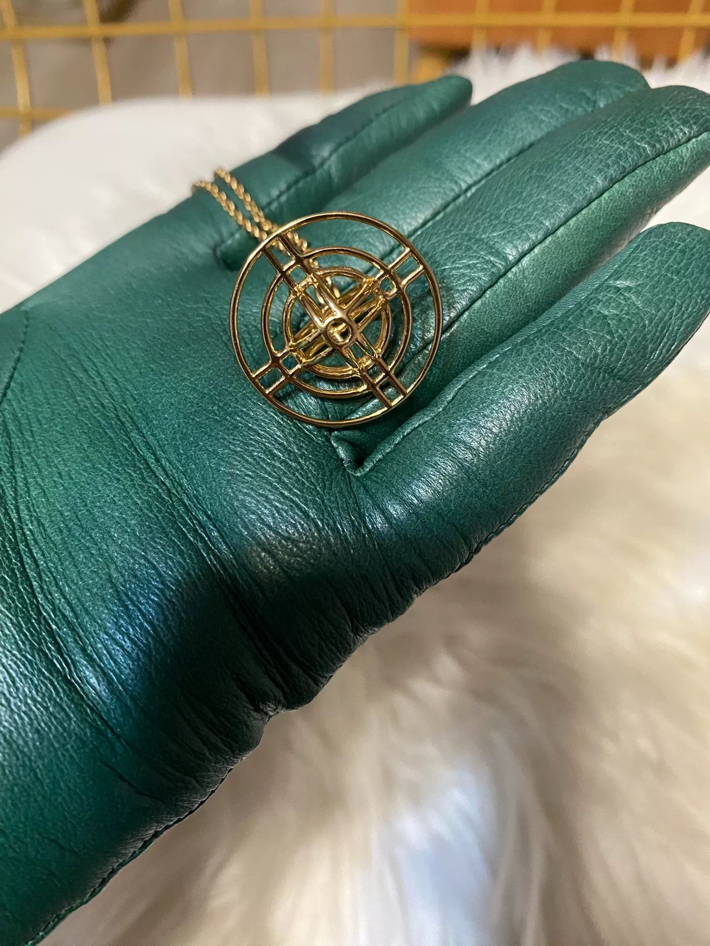 Vivienne Westwood Vivienne Westwood Gold Orb Necklace Size ONE SIZE - 2 Thumbnail