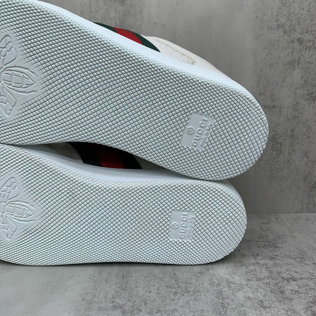 Gucci gucci white g logo sneakers size 36 Size US 6 / IT 36 - 9 Thumbnail