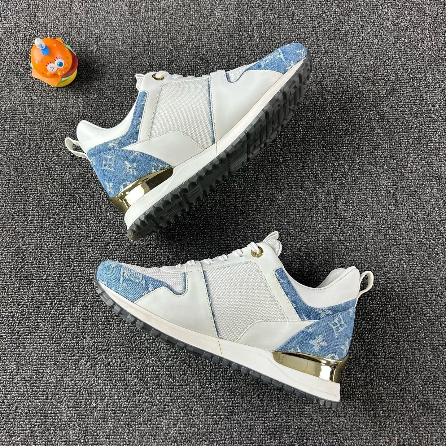 Louis Vuitton louis vuitton denim patchwork sneakers Size US 7.5 / IT 37.5 - 3 Thumbnail