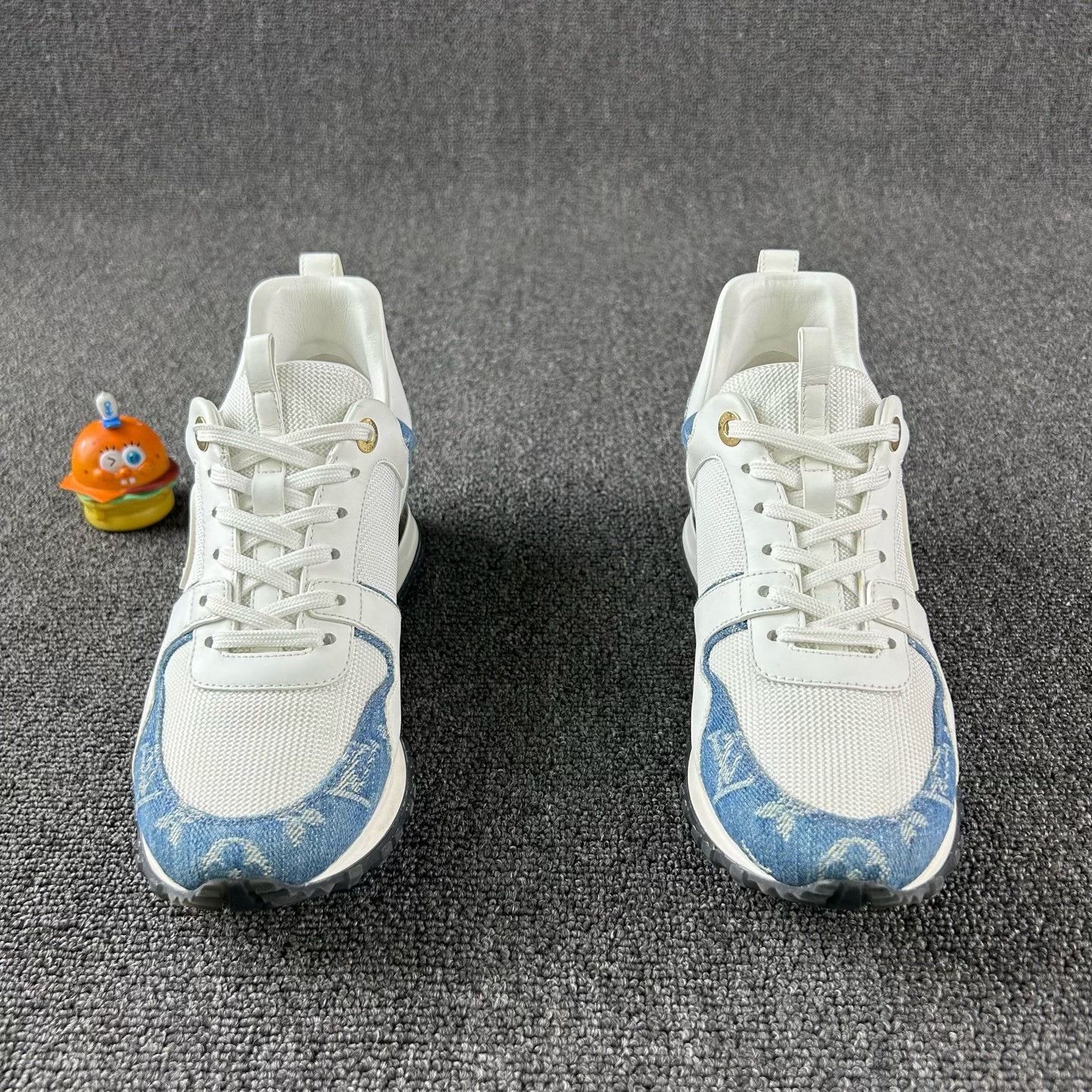 Louis Vuitton louis vuitton denim patchwork sneakers Size US 7.5 / IT 37.5 - 2 Thumbnail