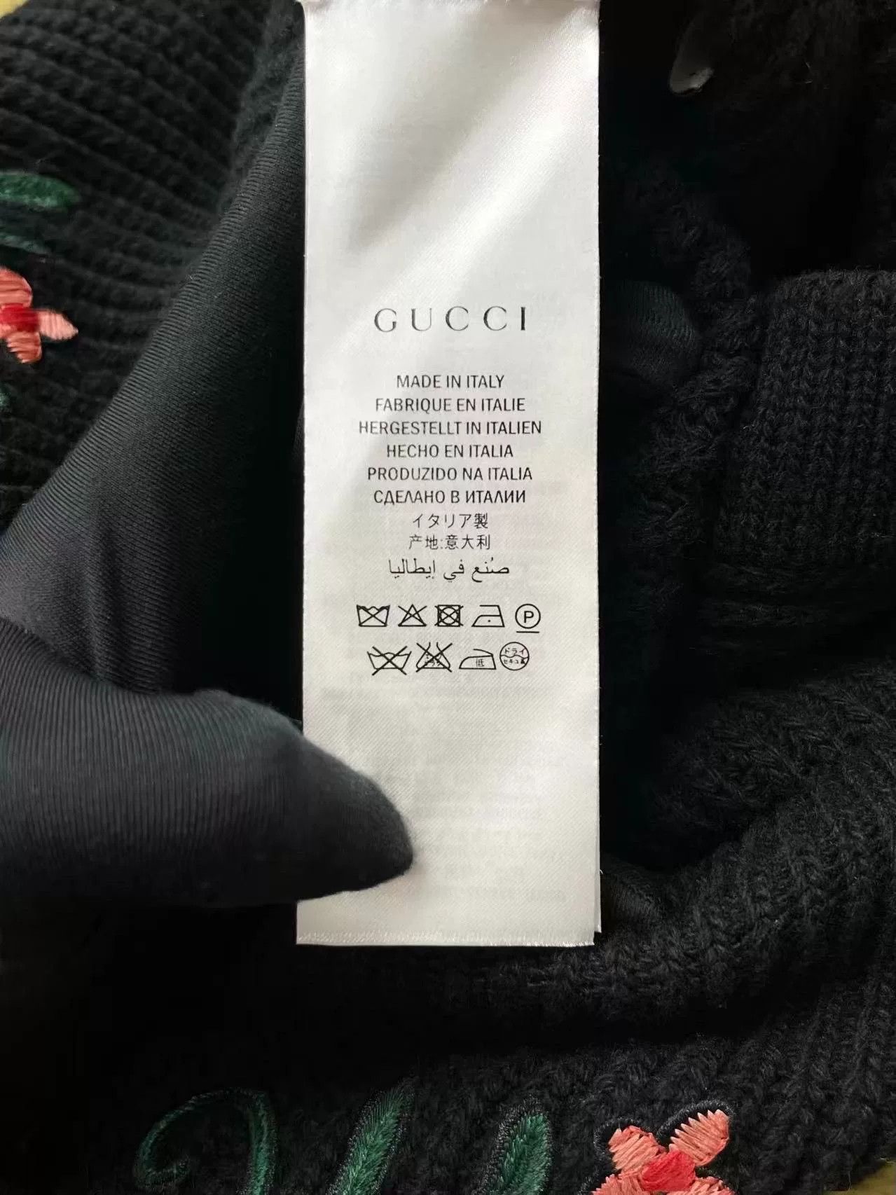 Gucci black embroidered Gucci wool cardigan Size S / US 4 / IT 40 - 6 Thumbnail