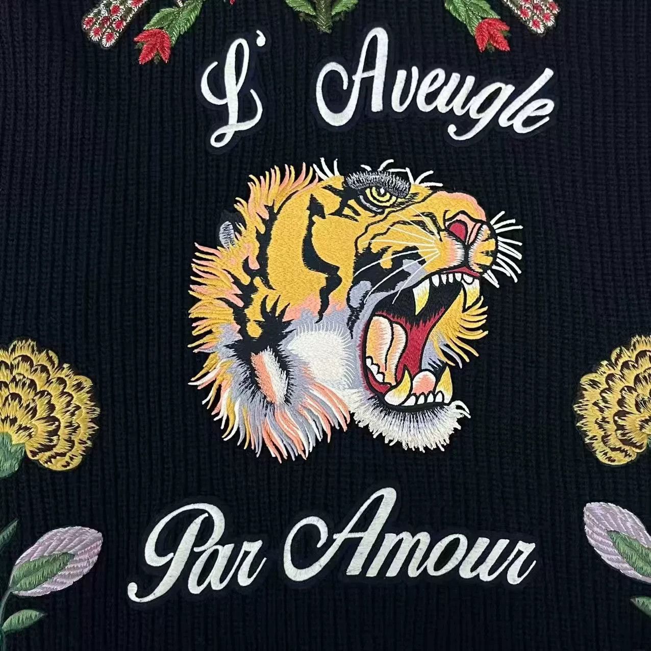 Gucci black embroidered Gucci wool cardigan Size S / US 4 / IT 40 - 5 Thumbnail