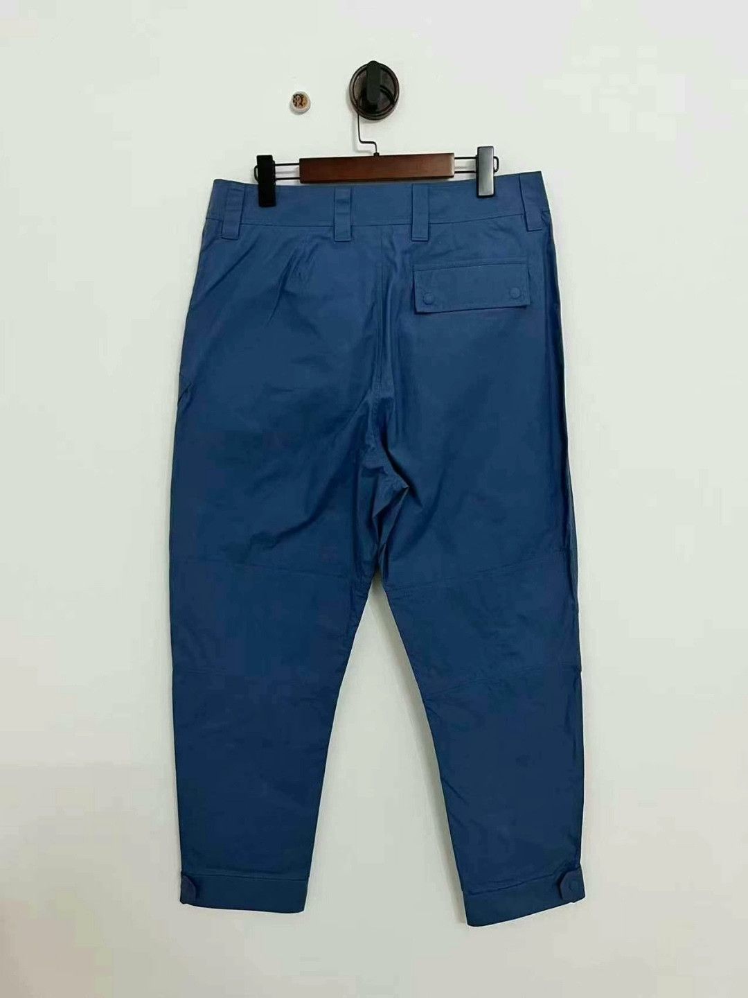 Dior dior blue cargo pants with lock buckle Size US 40 / EU 56 - 3 Thumbnail