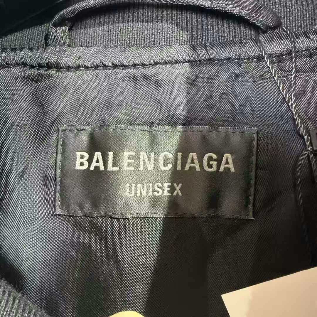 Balenciaga Balenciaga Paris Baseball Jacket in Black Size US S / EU 44-46 / 1 - 5 Thumbnail