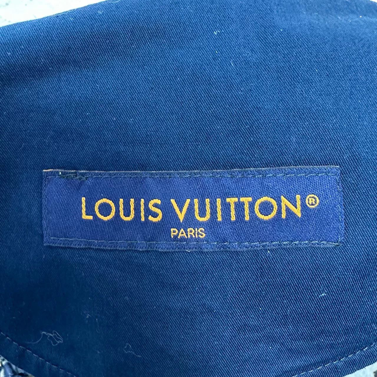 Louis Vuitton louis vuitton blue silk printed shorts Size US 38 / EU 54 - 3 Thumbnail