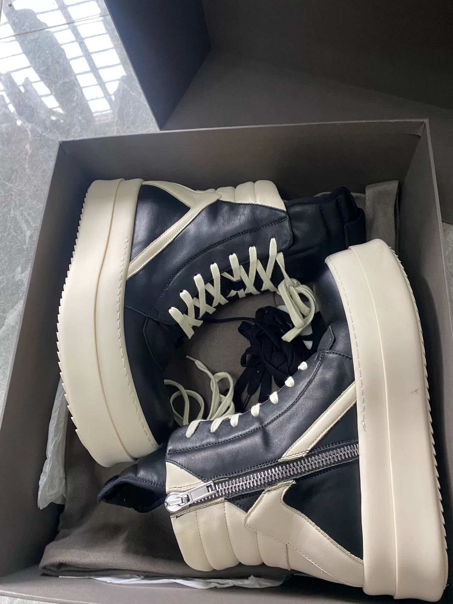 Rick Owens rick owens thick triangular shoes size 40 Size US 7 / EU 40 - 7 Thumbnail