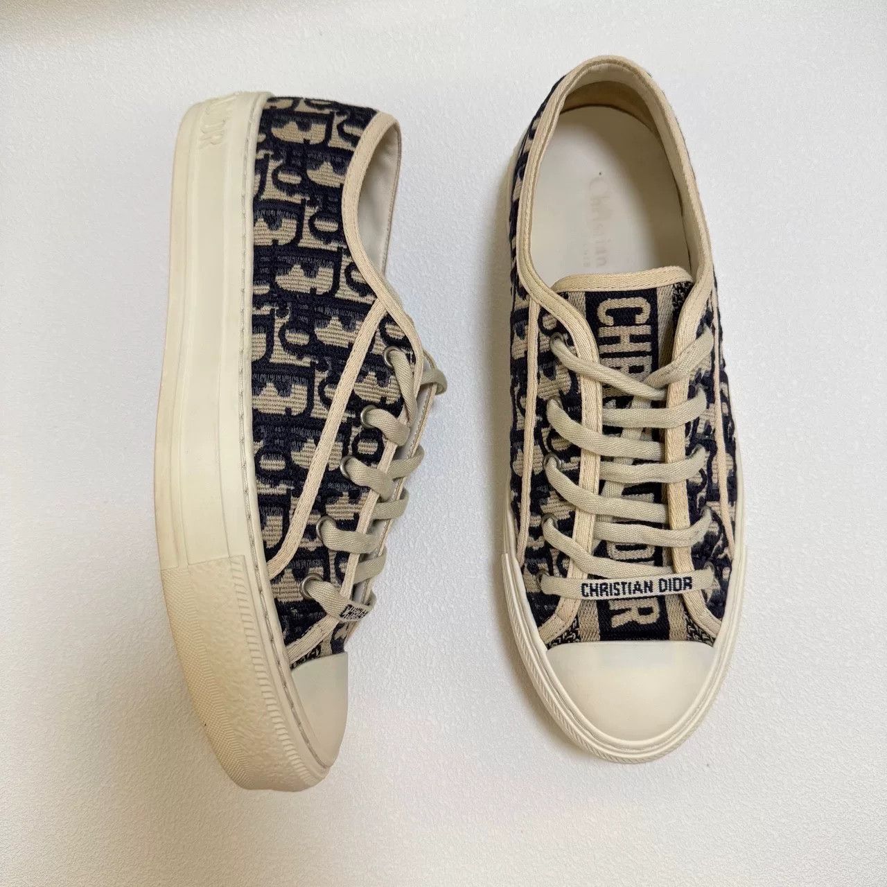 Dior dior walk'n'dior embroidered canvas sneakers Size US 9 / IT 39 - 8 Thumbnail