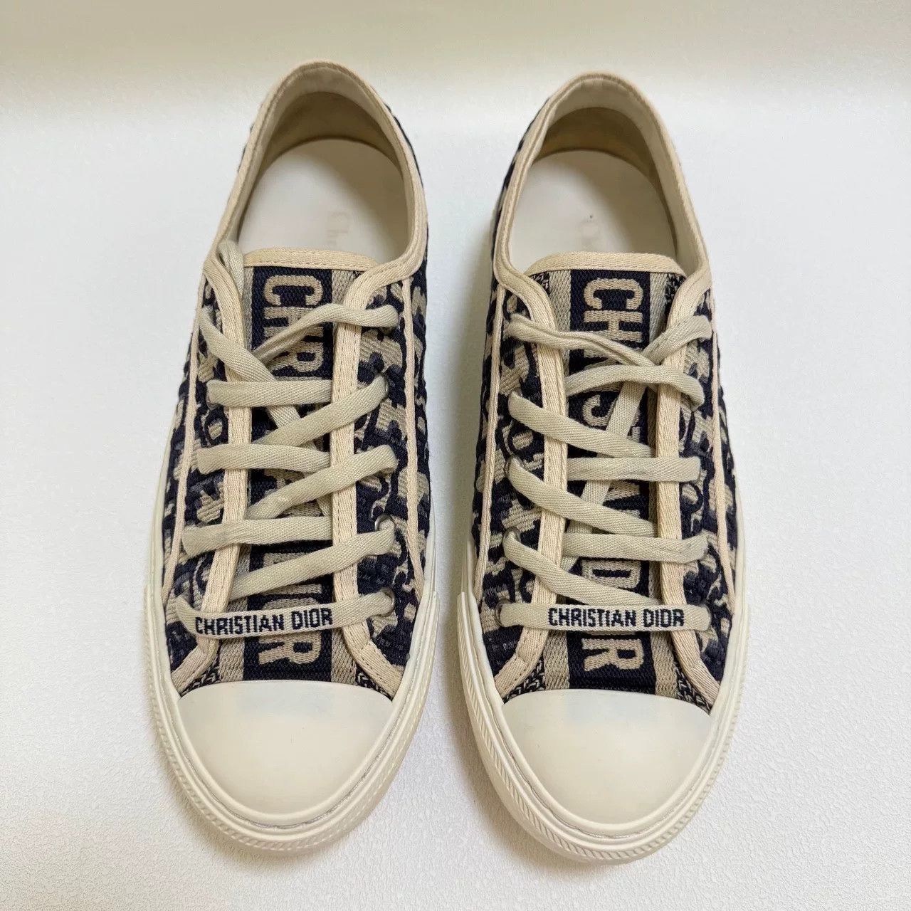 Dior dior walk'n'dior embroidered canvas sneakers Size US 9 / IT 39 - 2 Thumbnail