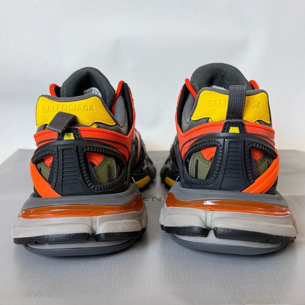 Balenciaga Balenciaga Track 2.0 Colorful Sneakers Size US 8 / EU 41 - 4 Thumbnail
