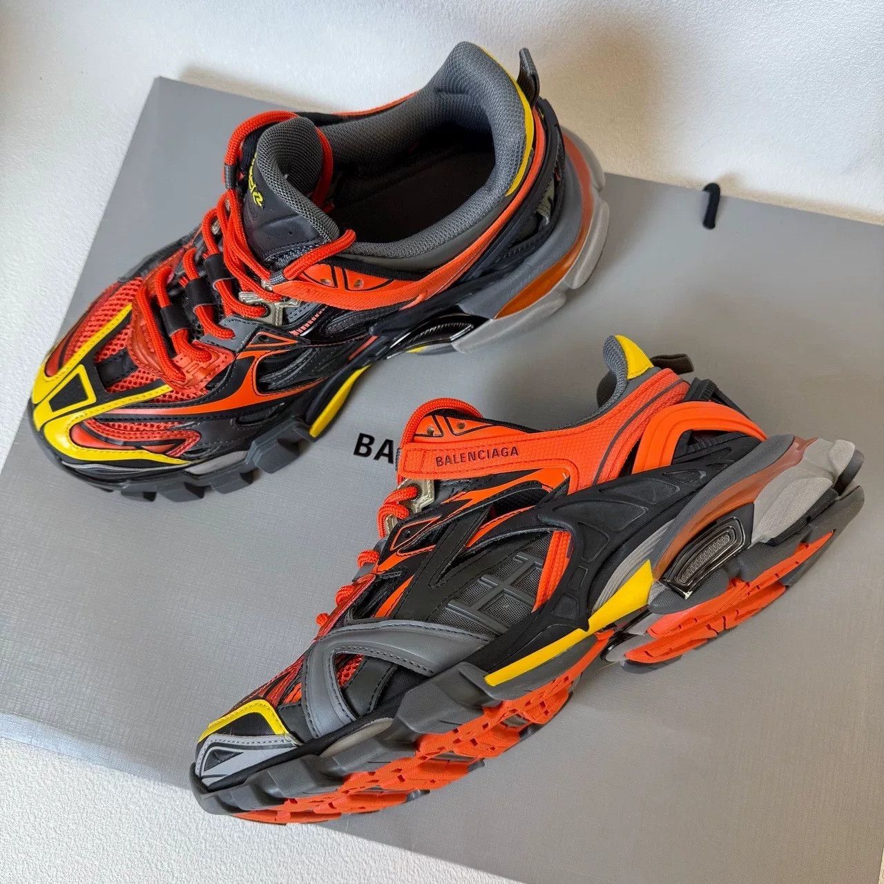 Balenciaga Balenciaga Track 2.0 Colorful Sneakers Size US 8 / EU 41 - 6 Thumbnail