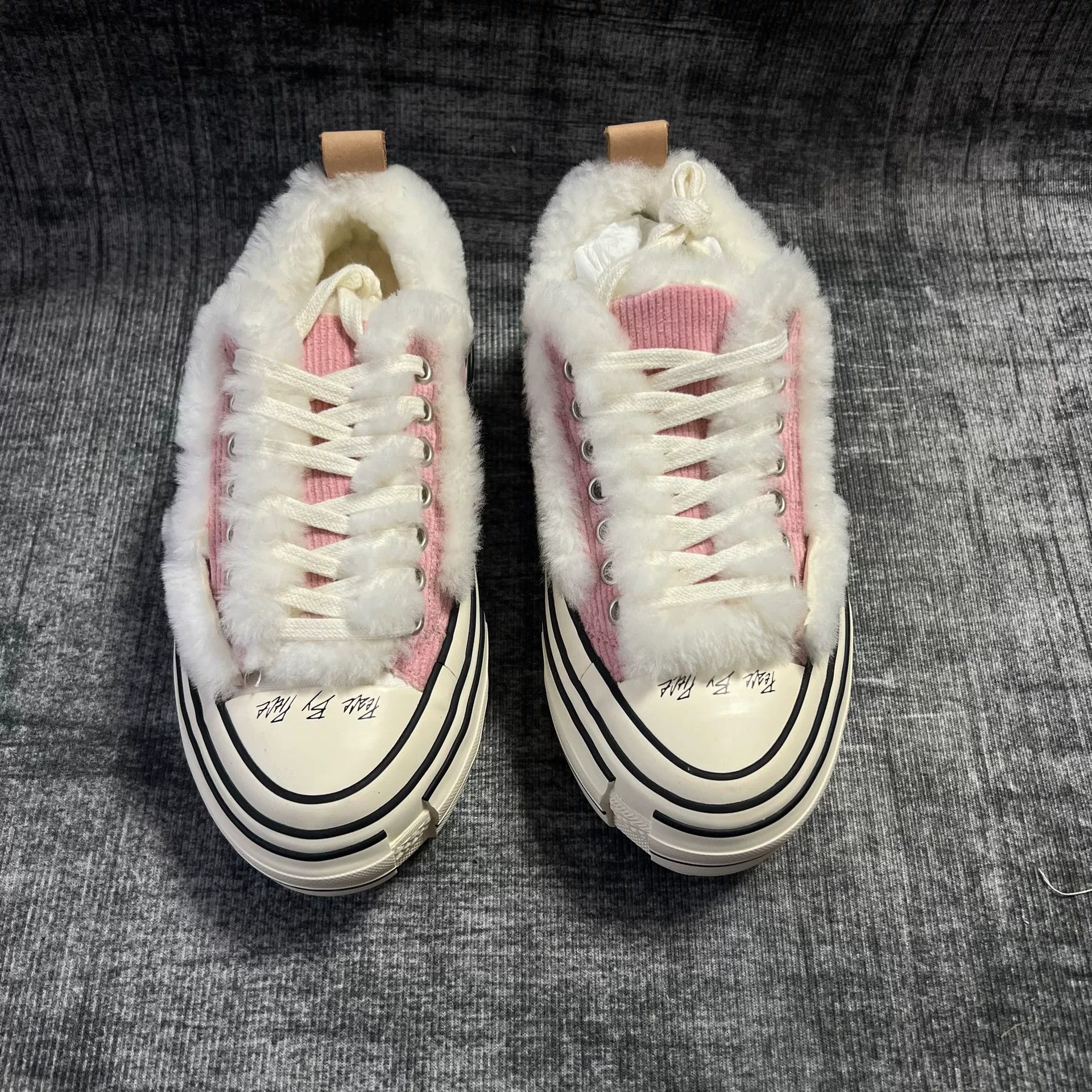 Adidas pink winter warmers plush casual sneakers Size US 6.5 / IT 36.5 - 2 Thumbnail