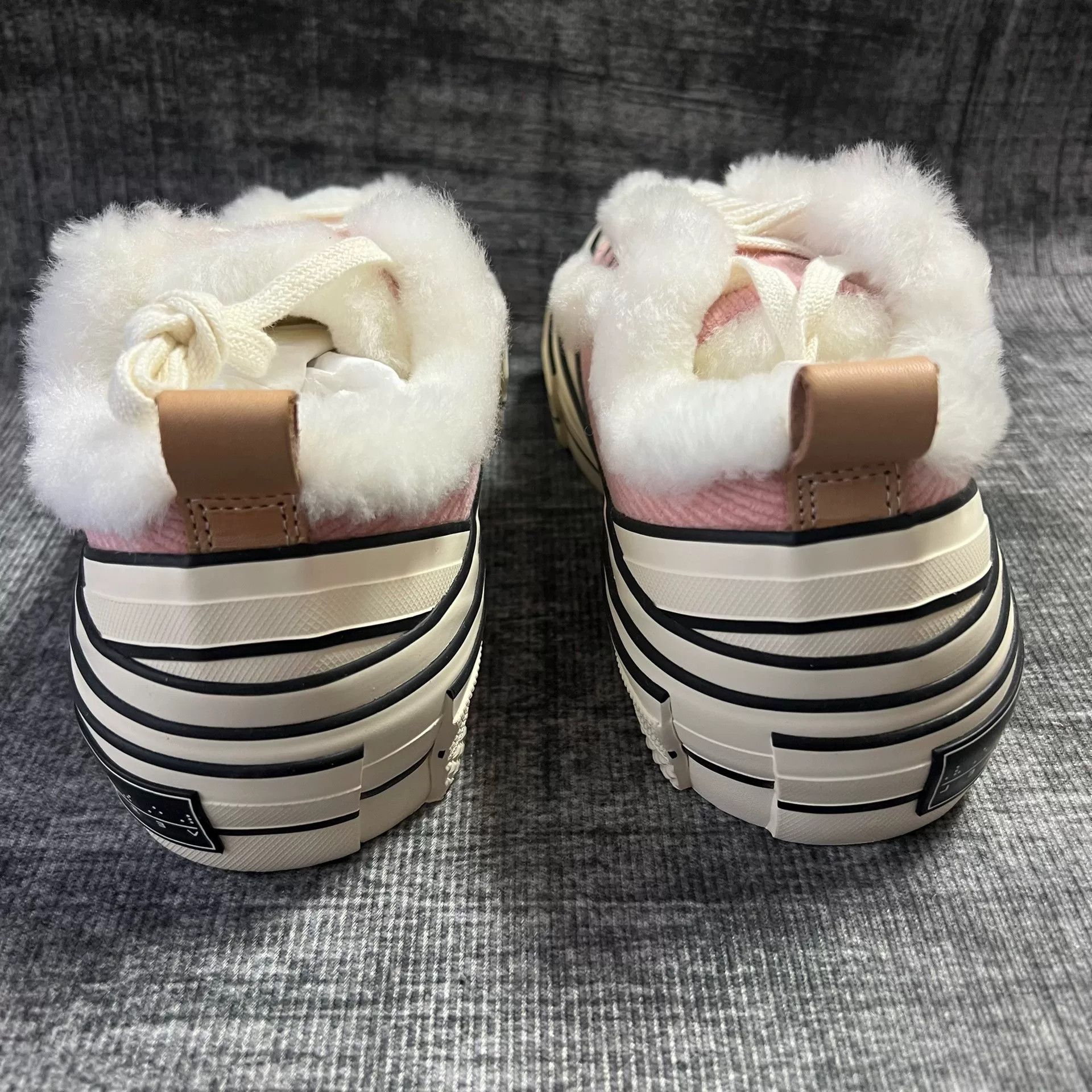 Adidas pink winter warmers plush casual sneakers Size US 6.5 / IT 36.5 - 5 Thumbnail