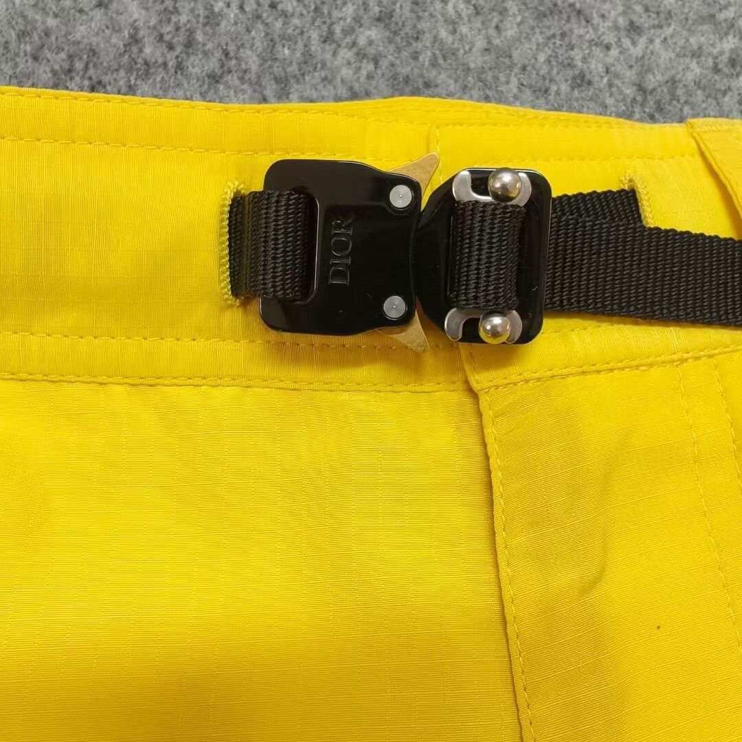 Dior dior yellow drawstring shorts with buckle Size US 38 / EU 54 - 9 Thumbnail