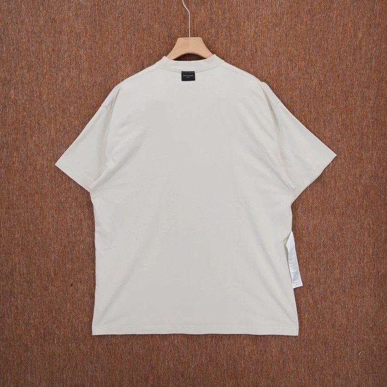 Balenciaga Balenciaga XXXL Embroidered Beige T-shirt Size US XXL / EU 58 / 5 - 2 Thumbnail