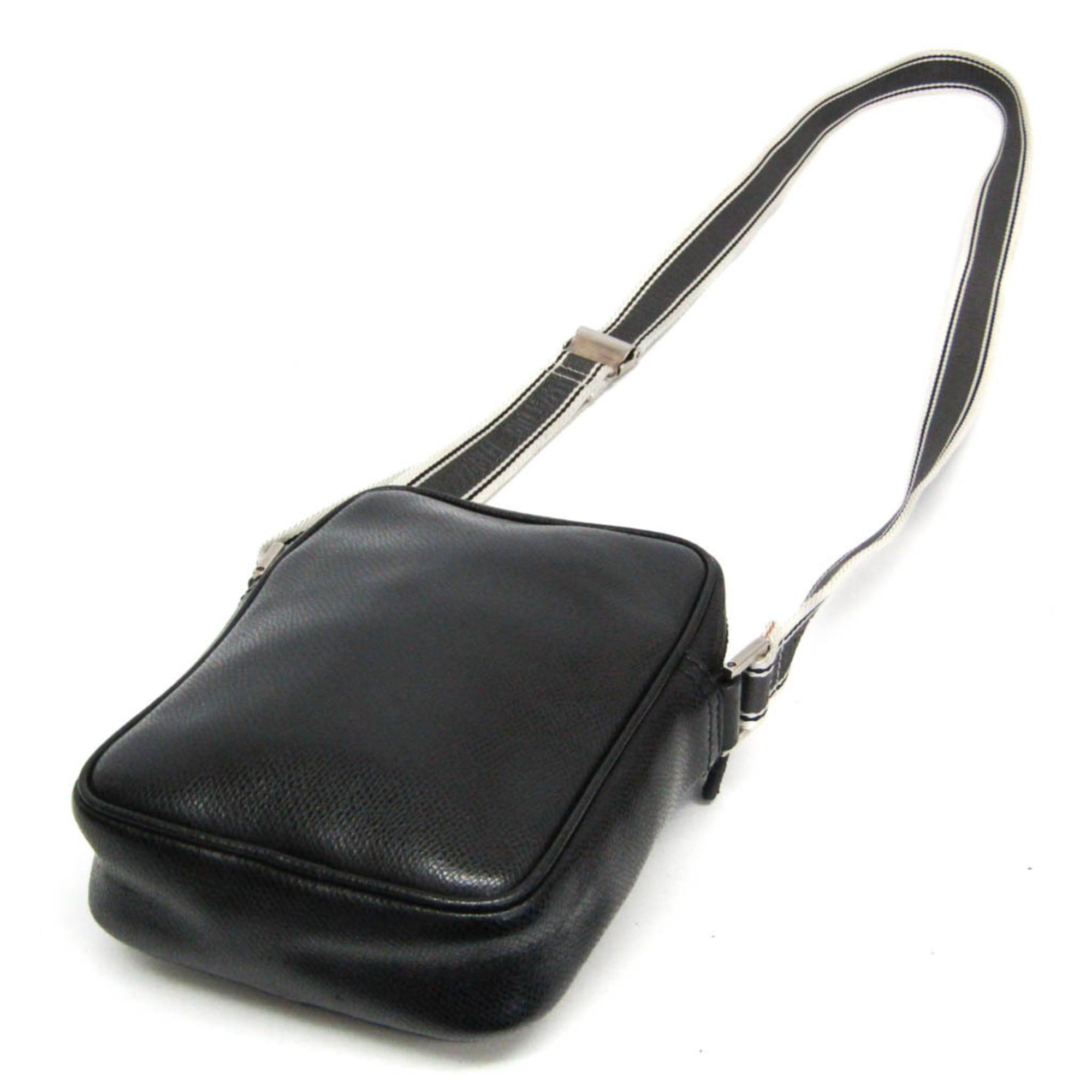 Salvatore Ferragamo Salvatore Ferragamo FZ-24 8810 Men,Women Leather Shoulder Bag Black Size ONE SIZE - 2 Thumbnail