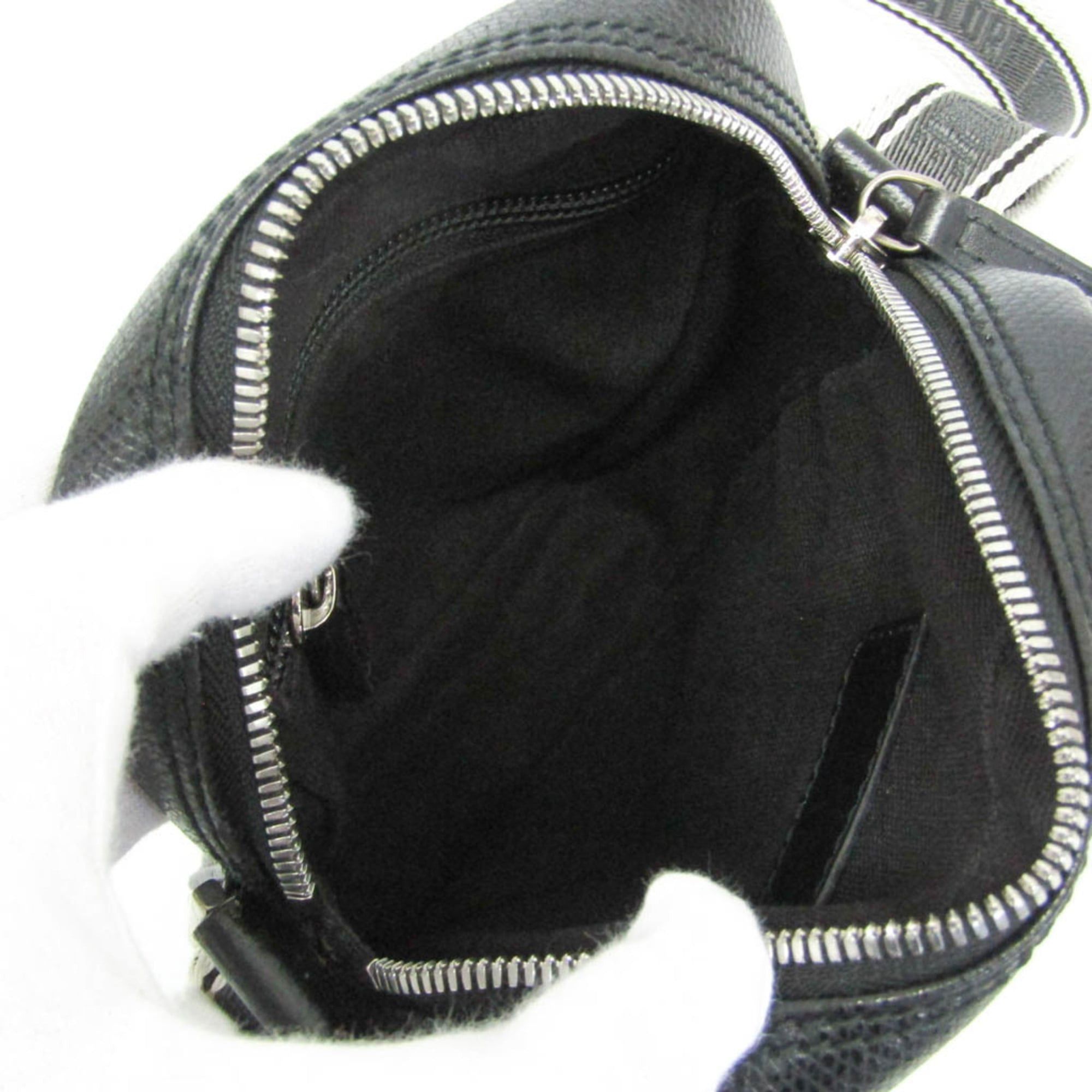 Salvatore Ferragamo Salvatore Ferragamo FZ-24 8810 Men,Women Leather Shoulder Bag Black Size ONE SIZE - 3 Thumbnail