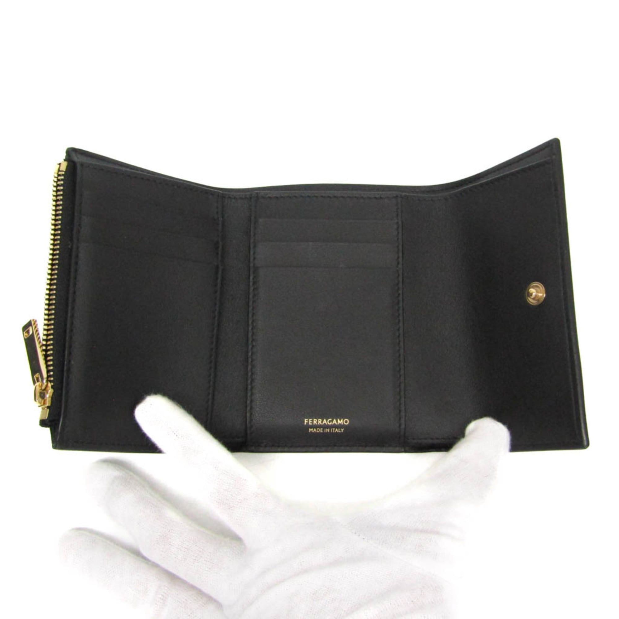 Salvatore Ferragamo Salvatore Ferragamo Gancini IY 22 0445 Women's Leather Wallet (tri-fold) Black Size ONE SIZE - 4 Thumbnail