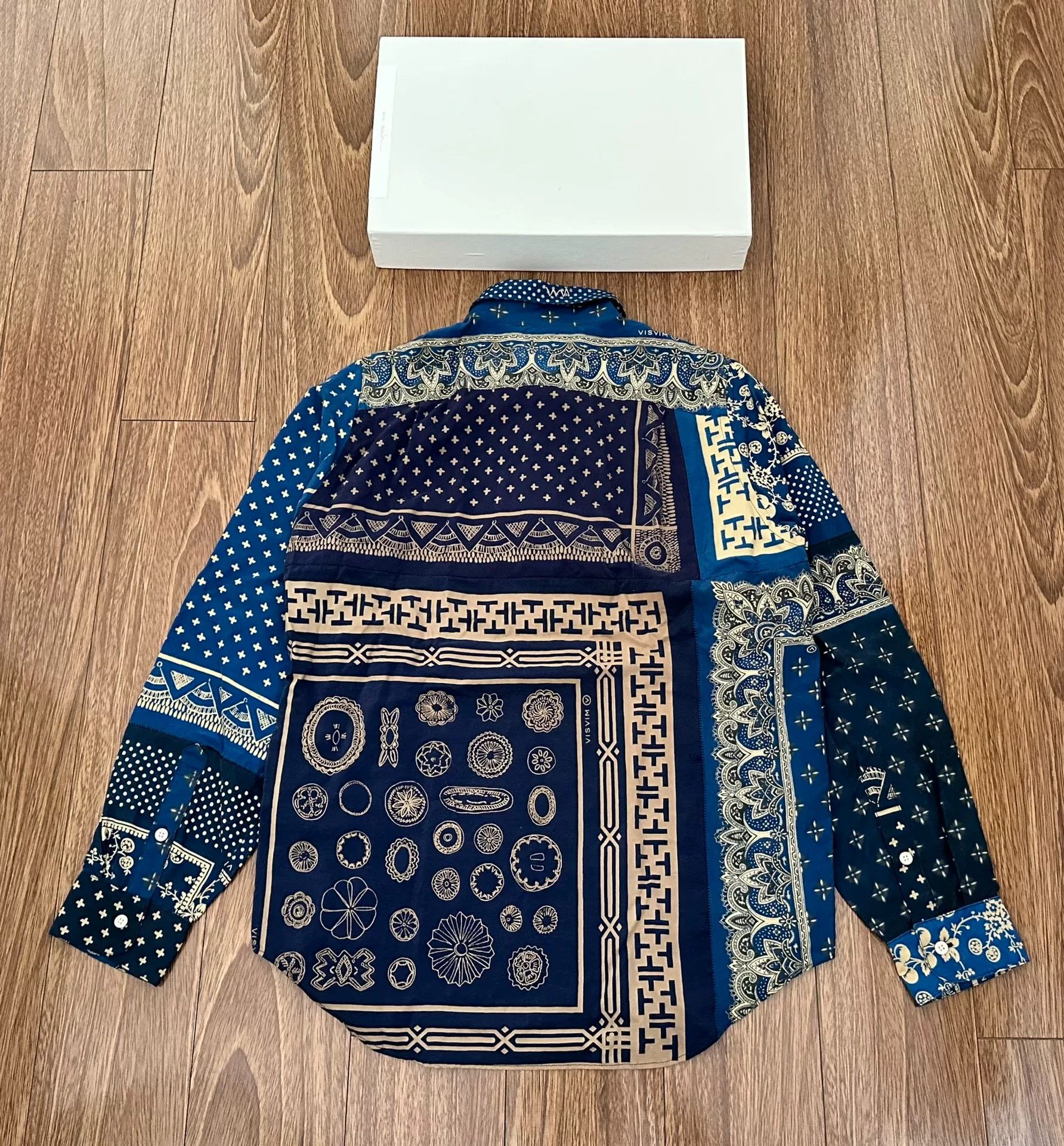 Visvim visvim jumbo shirt silk bandana oversized design Size US M / EU 48-50 / 2 - 2 Thumbnail