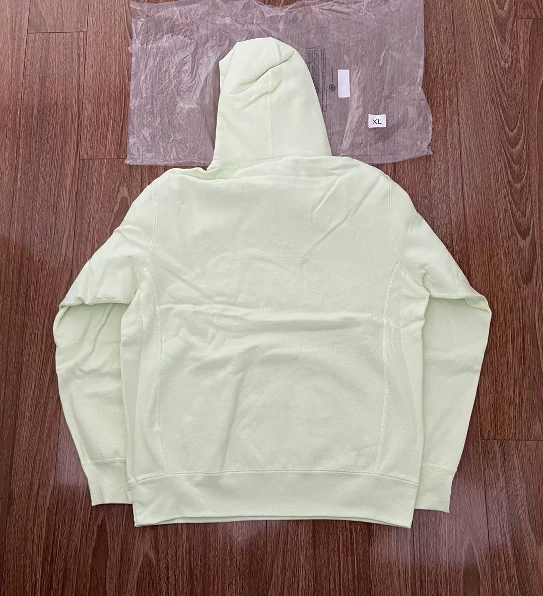 Supreme supreme pale lime box logo hooded sweatshirt Size US M / EU 48-50 / 2 - 3 Thumbnail