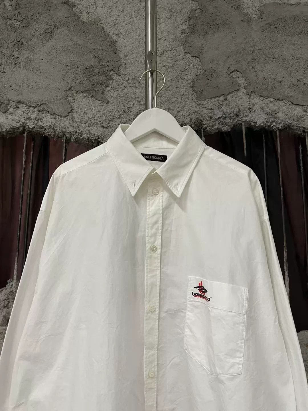 Balenciaga Balenciaga White Shirt Size 38 Size US S / EU 44-46 / 1 - 3 Thumbnail