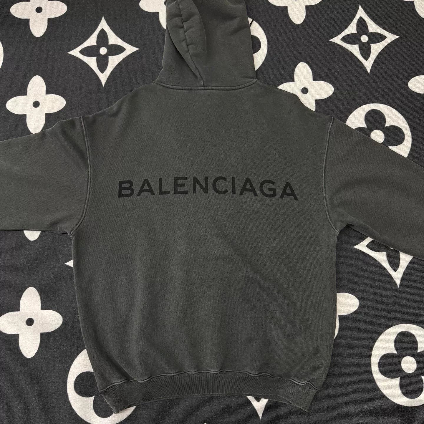 Balenciaga Balenciaga Washed Black Hoodie Size US S / EU 44-46 / 1 - 3 Thumbnail