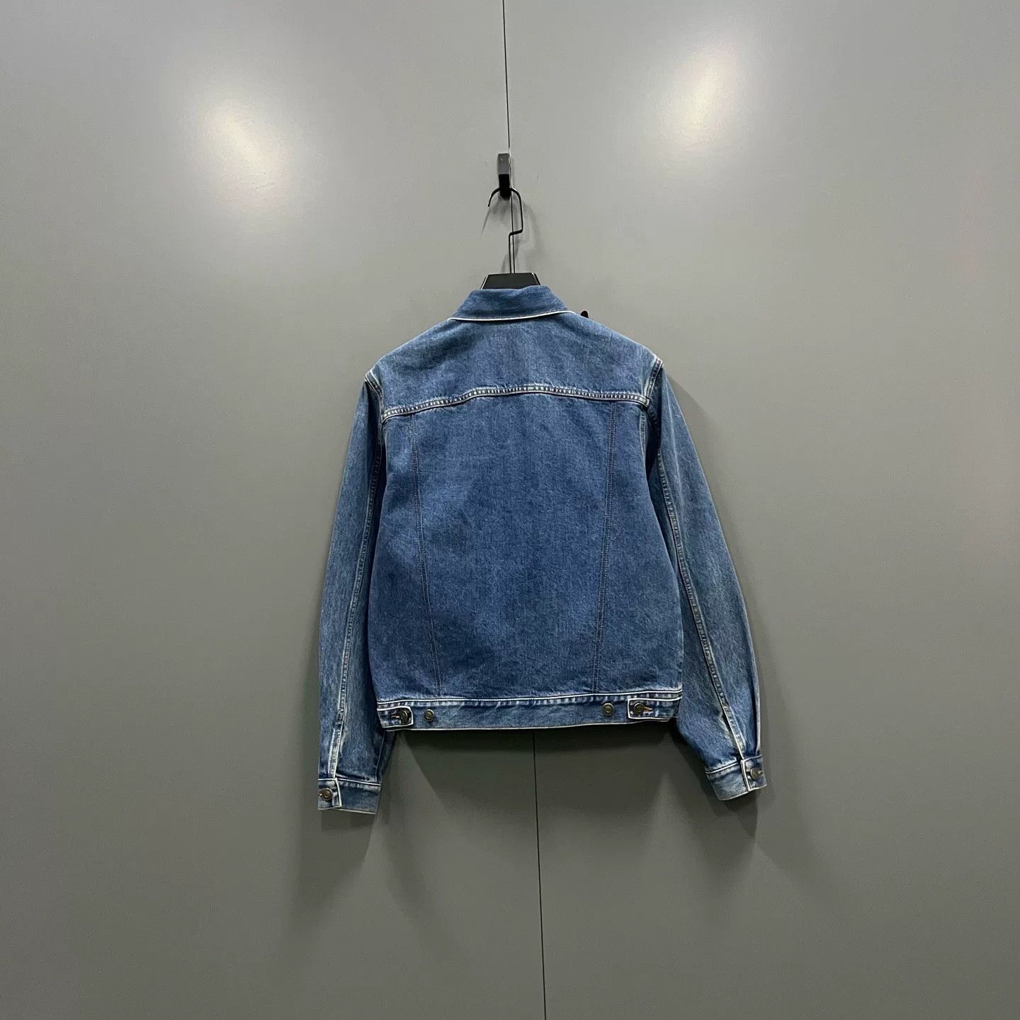 Gucci gucci vintage giraffe denim jacket size 40 Size US M / EU 48-50 / 2 - 2 Thumbnail