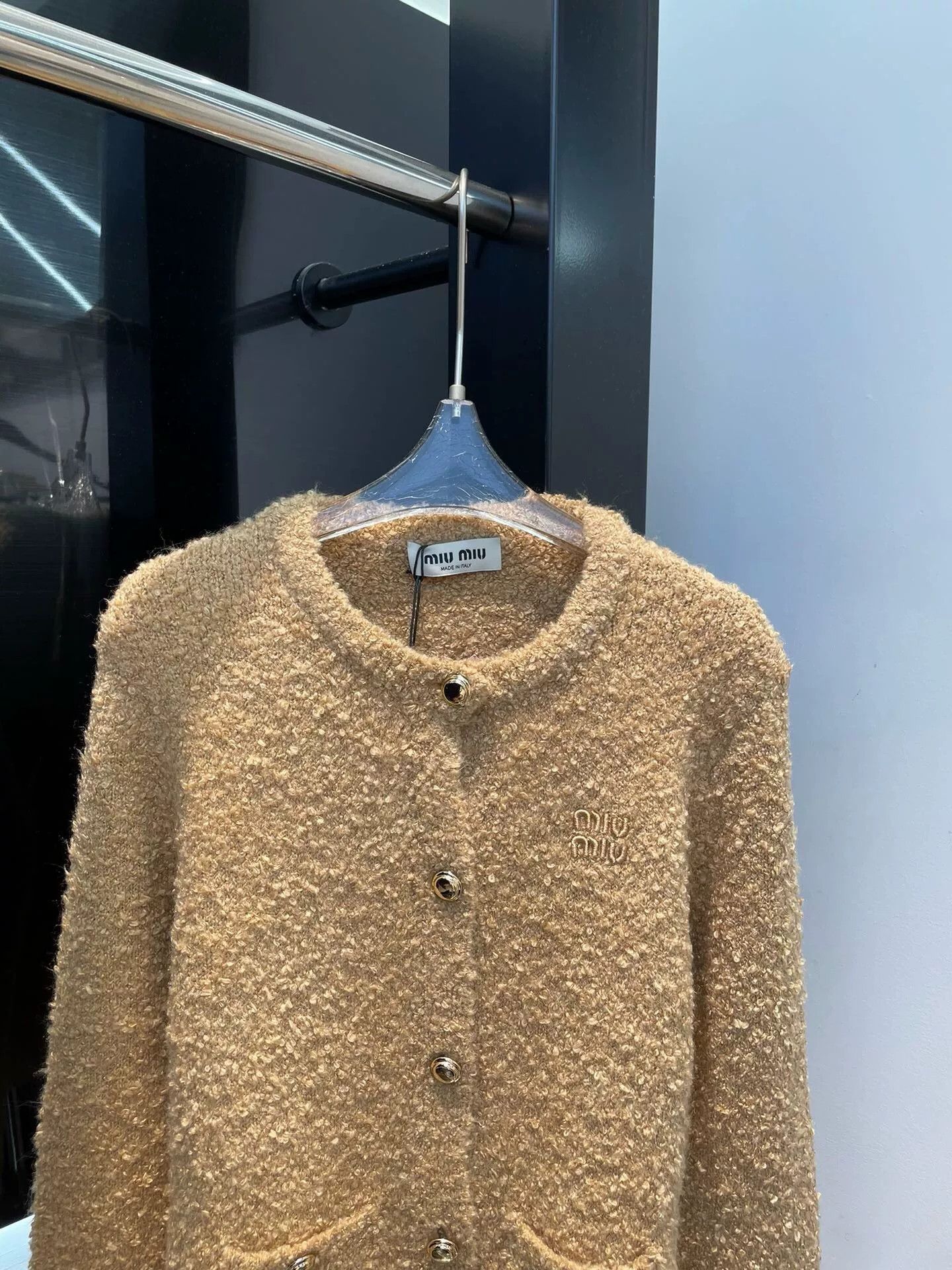 Miu Miu miumiu new knitted cardigan outerwear Size US M / EU 48-50 / 2 - 2 Thumbnail