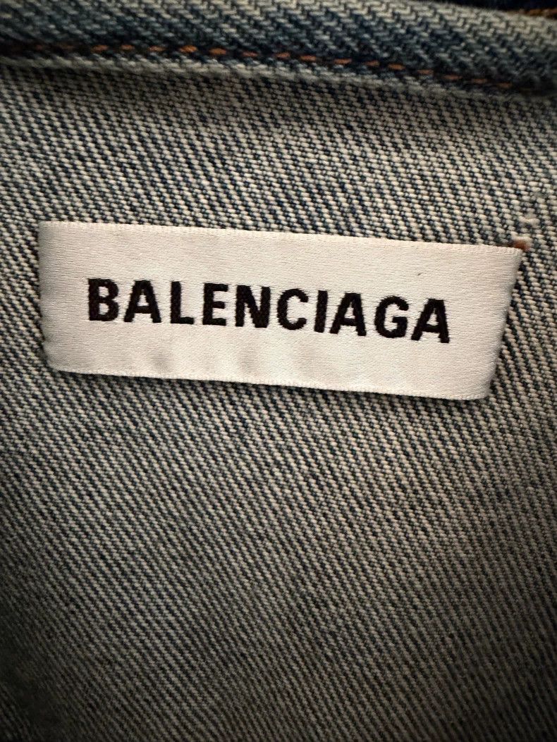 Balenciaga Balenciaga Collar Embroidered Logo Denim Jacket Size US XS / EU 42 / 0 - 3 Thumbnail