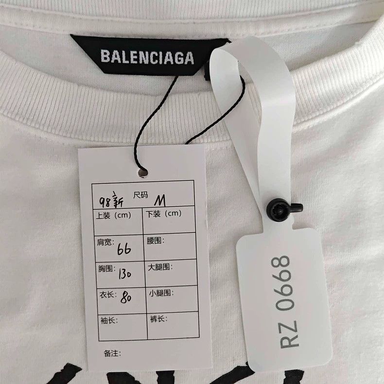 Balenciaga Balenciaga Marathon Short Sleeve Tee Size US M / EU 48-50 / 2 - 2 Thumbnail