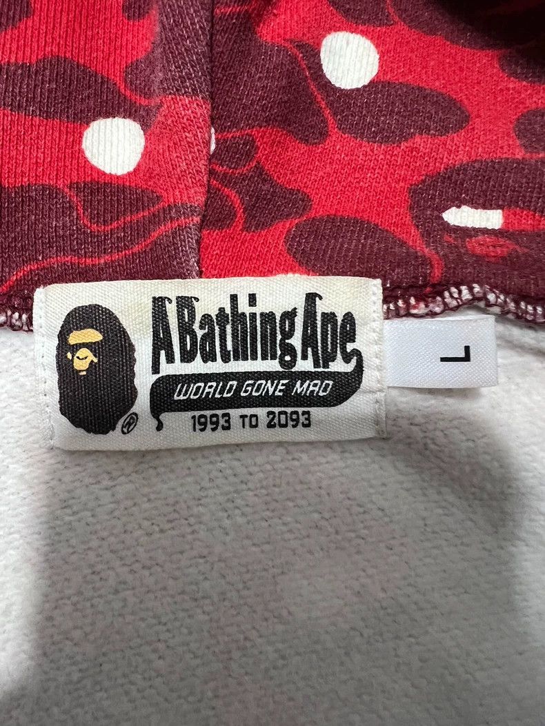 Bape BAPE Red Camo Shark Jacket L Size US L / EU 52-54 / 3 - 5 Thumbnail