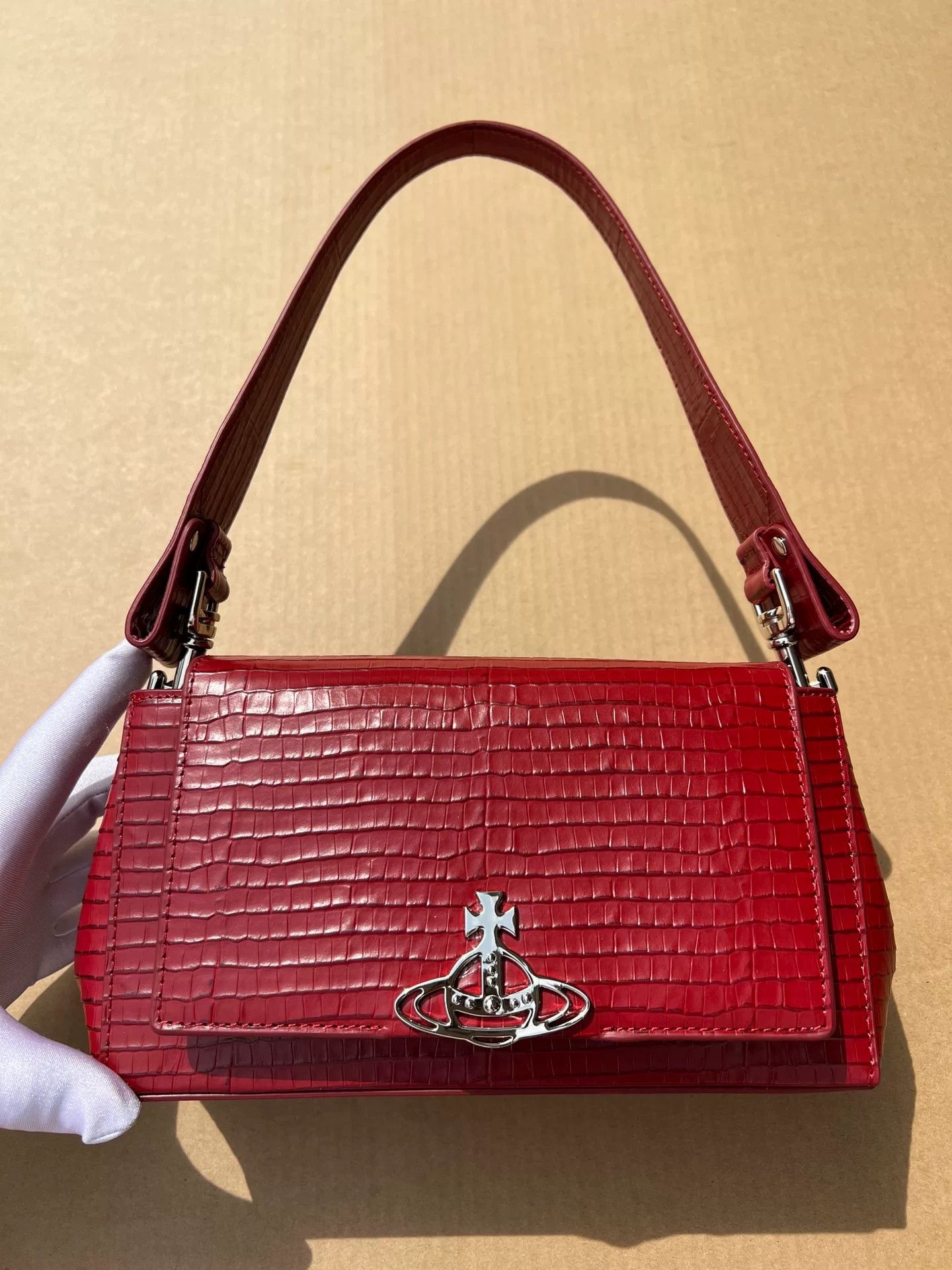 Vivienne Westwood Vivienne Westwood Hazel Red Chain Shoulder Bag Size ONE SIZE - 2 Thumbnail
