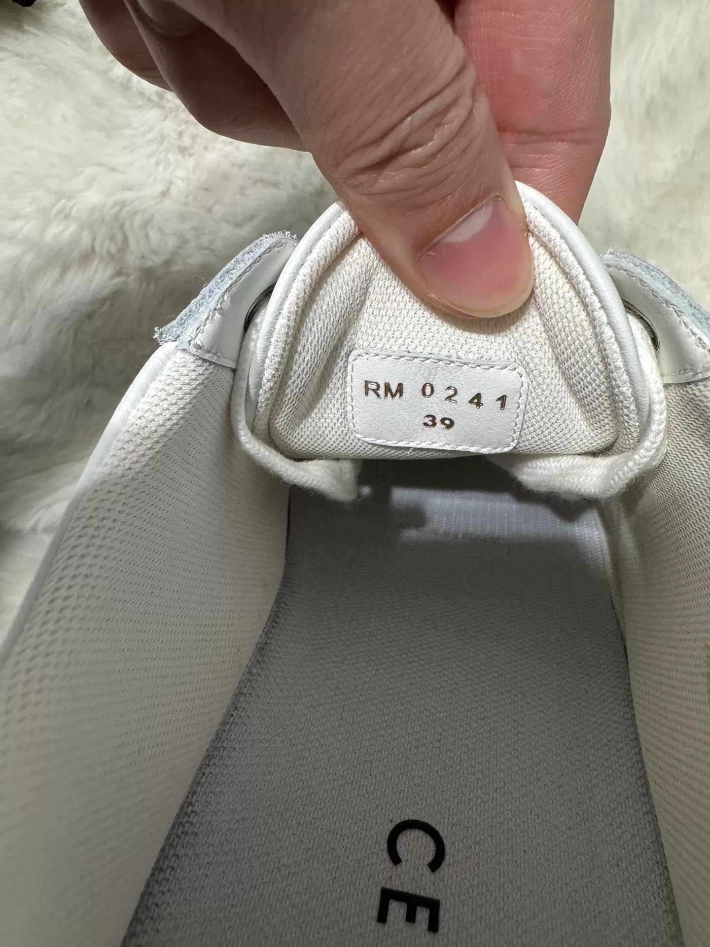 Celine celine classic white sneakers with logo Size US 8 / EU 41 - 9 Thumbnail