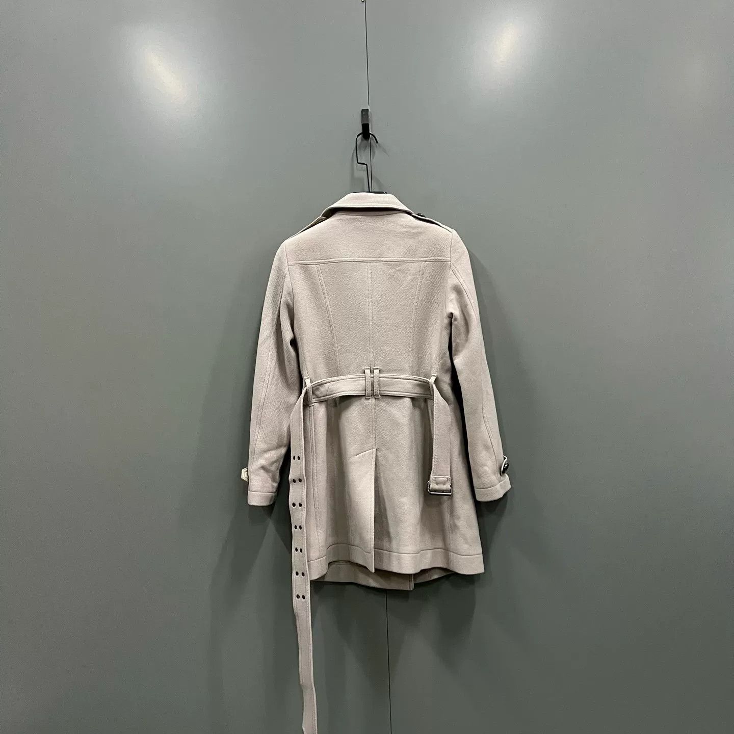 Burberry Burberry Classic Double-Breasted Coat Size US XS / EU 42 / 0 - 2 Thumbnail