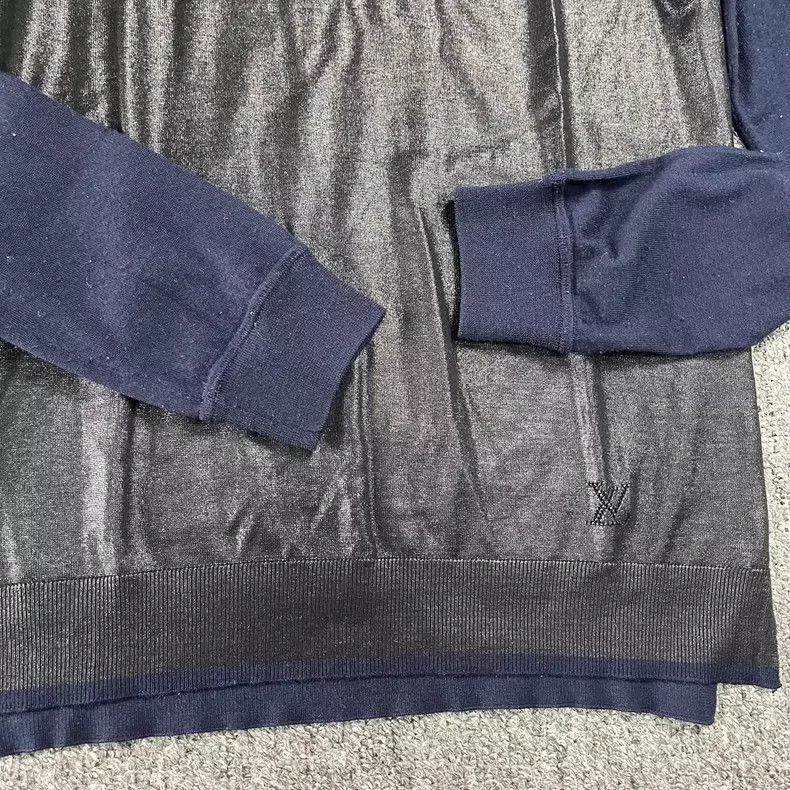 Louis Vuitton Louis Vuitton S size long-sleeve pullover sweatshirt Size US S / EU 44-46 / 1 - 3 Thumbnail