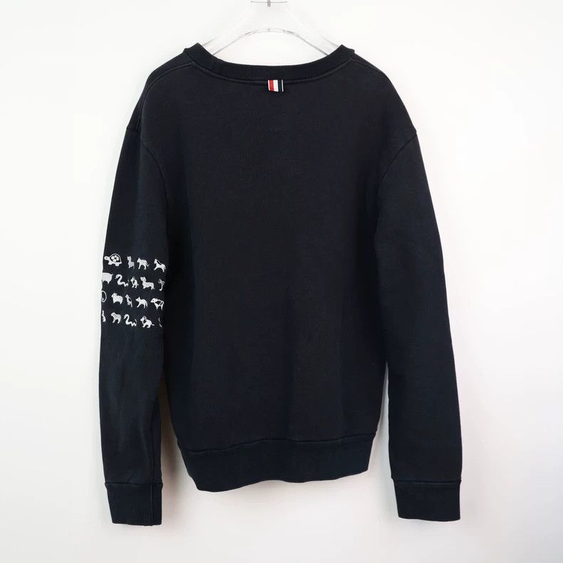 Thom Browne Thom Browne Animal Embroidered Sweatshirt Size US L / EU 52-54 / 3 - 3 Thumbnail