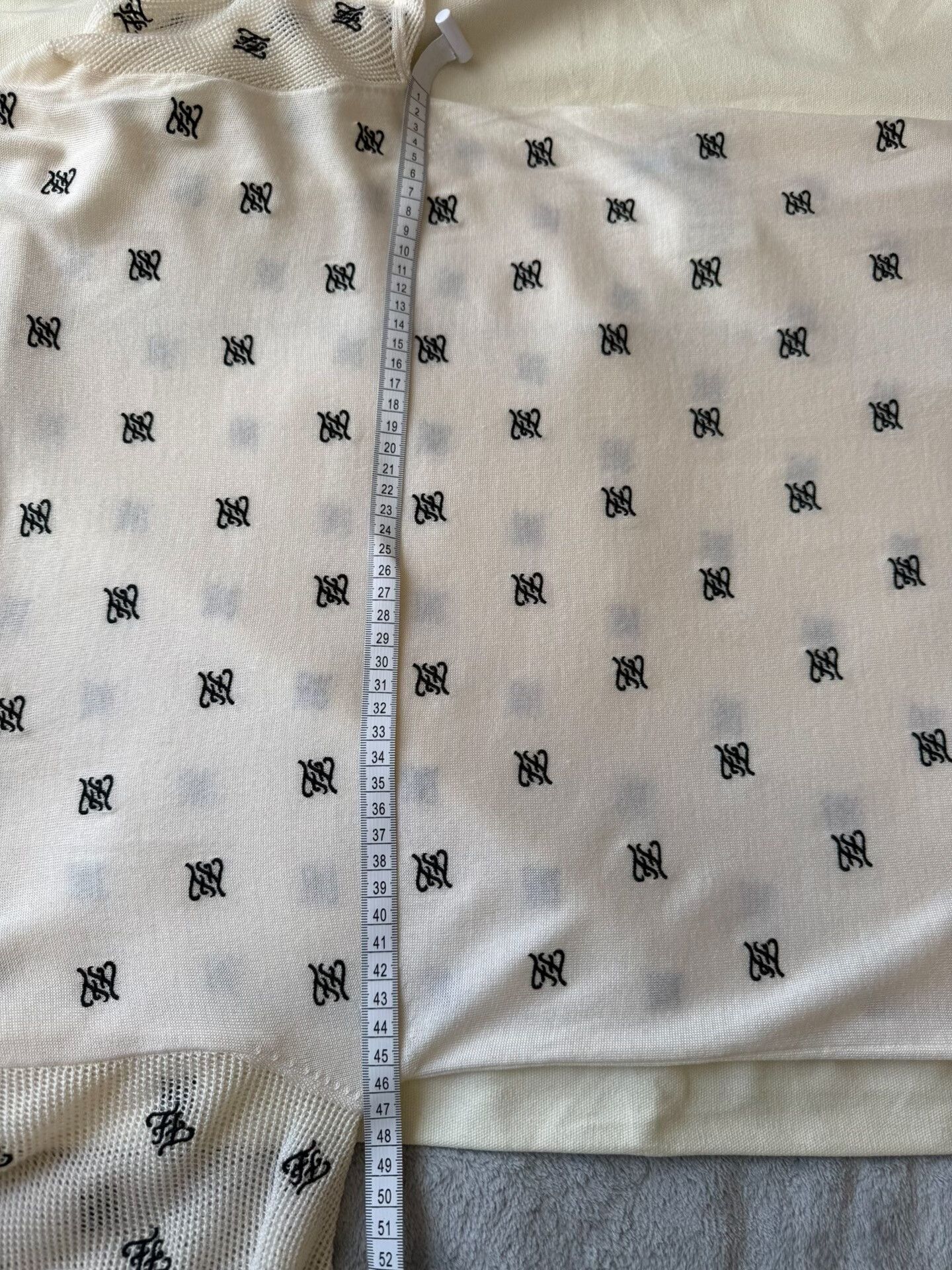 Fendi Fendi Logo Embroidered Loose Sweater Size US S / EU 44-46 / 1 - 4 Thumbnail