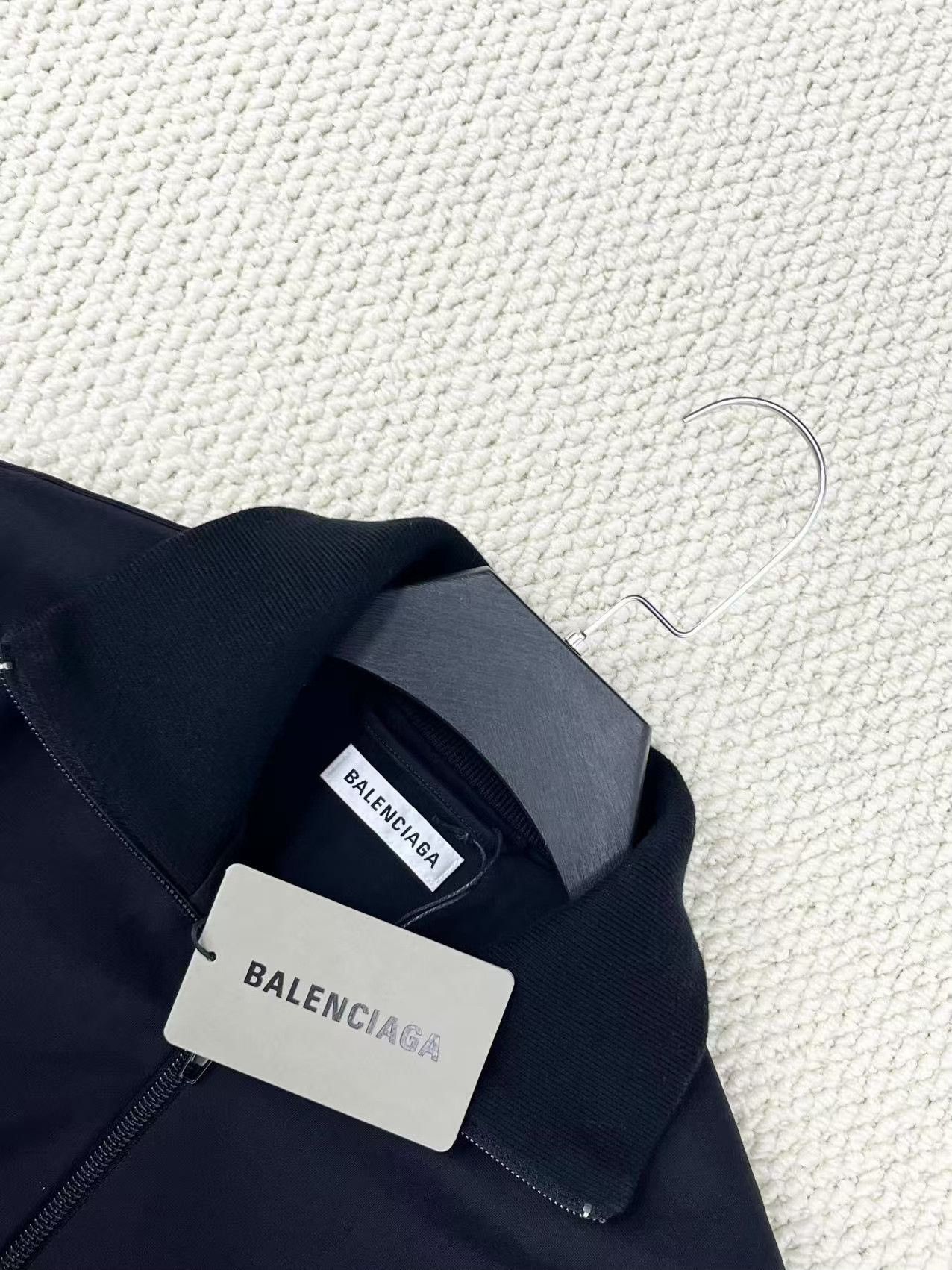 Balenciaga Balenciaga Black Logo Track Jacket Size US S / EU 44-46 / 1 - 3 Thumbnail