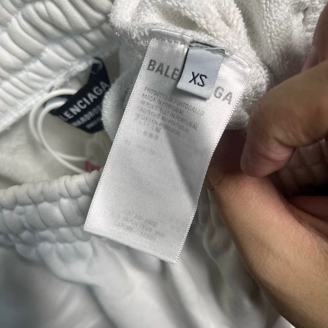 Balenciaga Balenciaga Wave Shorts G0816 Size US 26 / EU 42 - 4 Thumbnail
