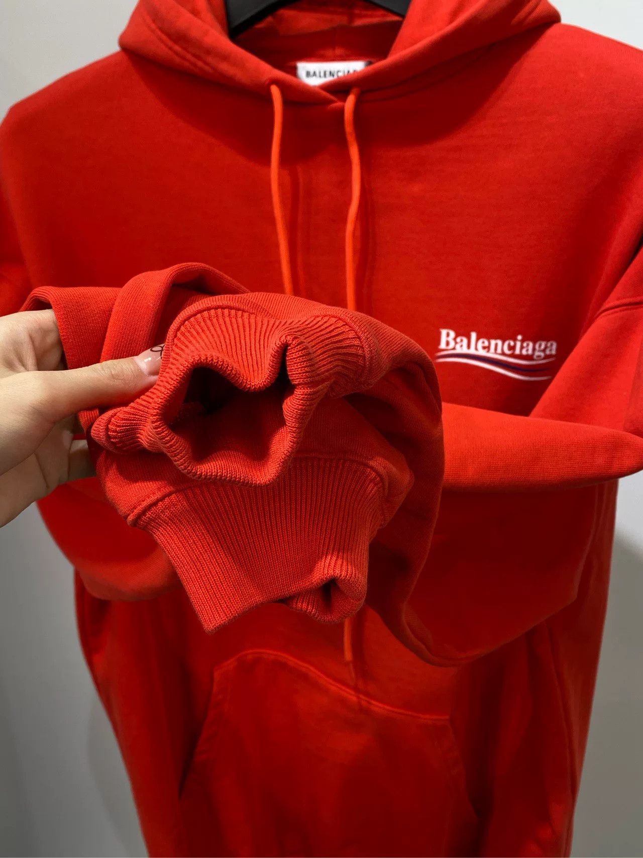 Balenciaga Balenciaga Red Logo Print Hoodie Size US S / EU 44-46 / 1 - 6 Thumbnail