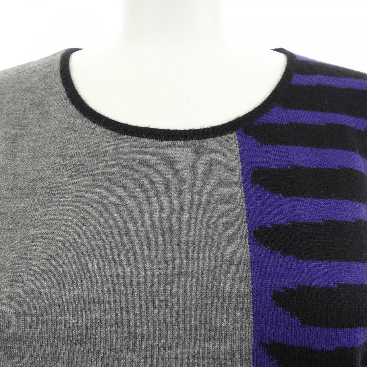 Chanel Chanel Chanel Silk Cashmere Knit Others Tops P33506K00897 08A DUTY FREE for USA Size ONE SIZE - 5 Thumbnail