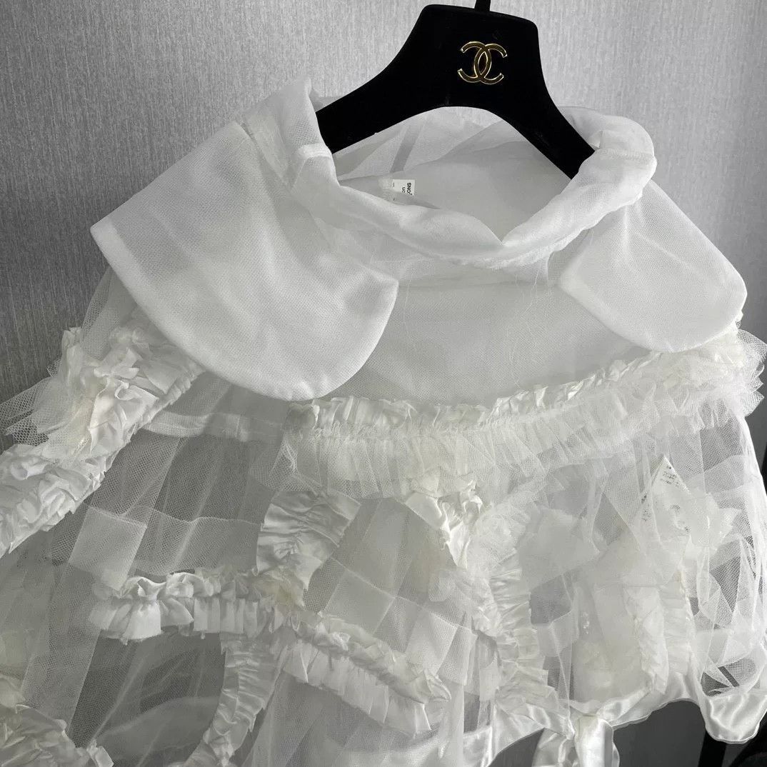 Comme des Garcons COMME des garcons White Lace Cape Coat Size US M / EU 48-50 / 2 - 7 Thumbnail