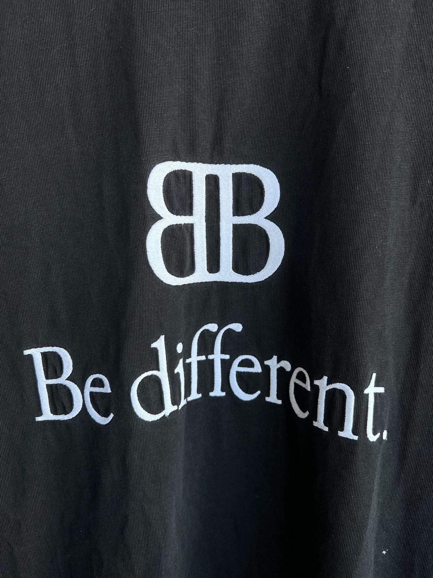 Balenciaga Balenciaga FW22 Be Different 2B Tee Size US XL / EU 56 / 4 - 3 Thumbnail