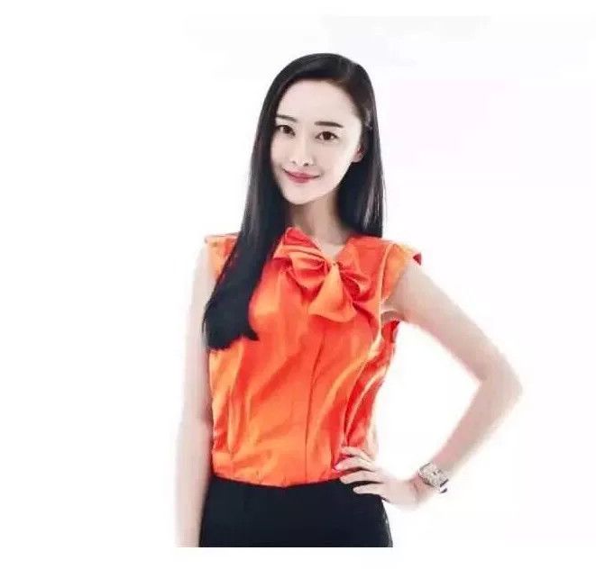 Chanel elegant orange sleeveless shirt with bow Size US S / EU 44-46 / 1 - 9 Thumbnail