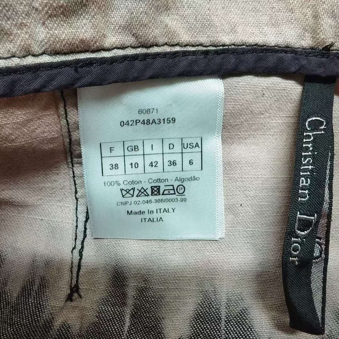 Dior pink tie-dye denim shorts by Dior Size US 34 / EU 50 - 4 Thumbnail