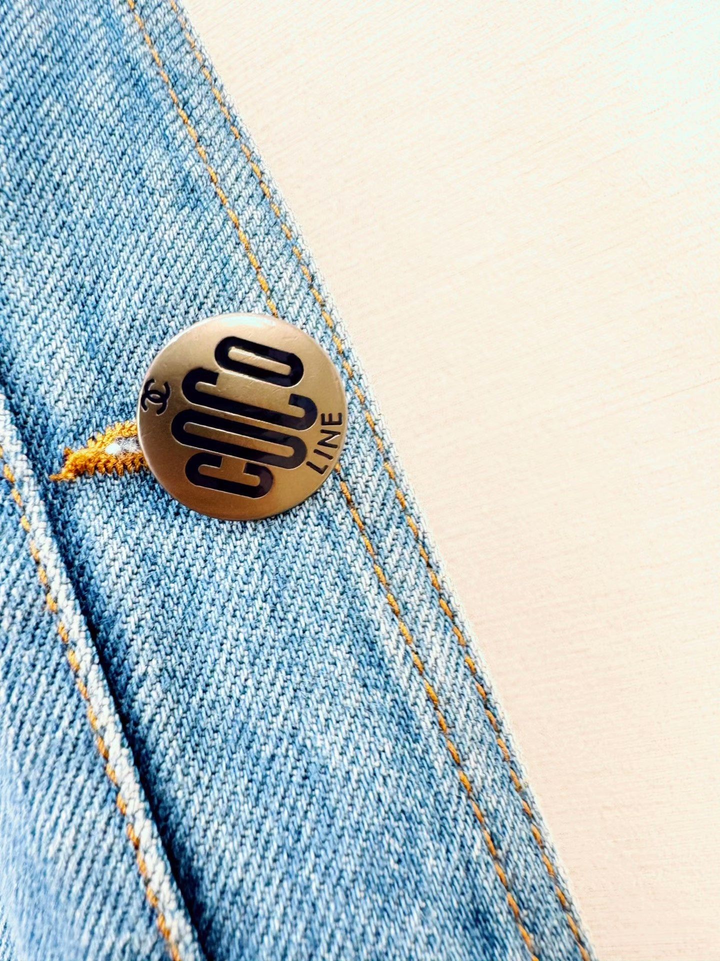 Chanel Chanel Denim Skirt Size 38 for Sale Size US 38 / EU 54 - 2 Thumbnail
