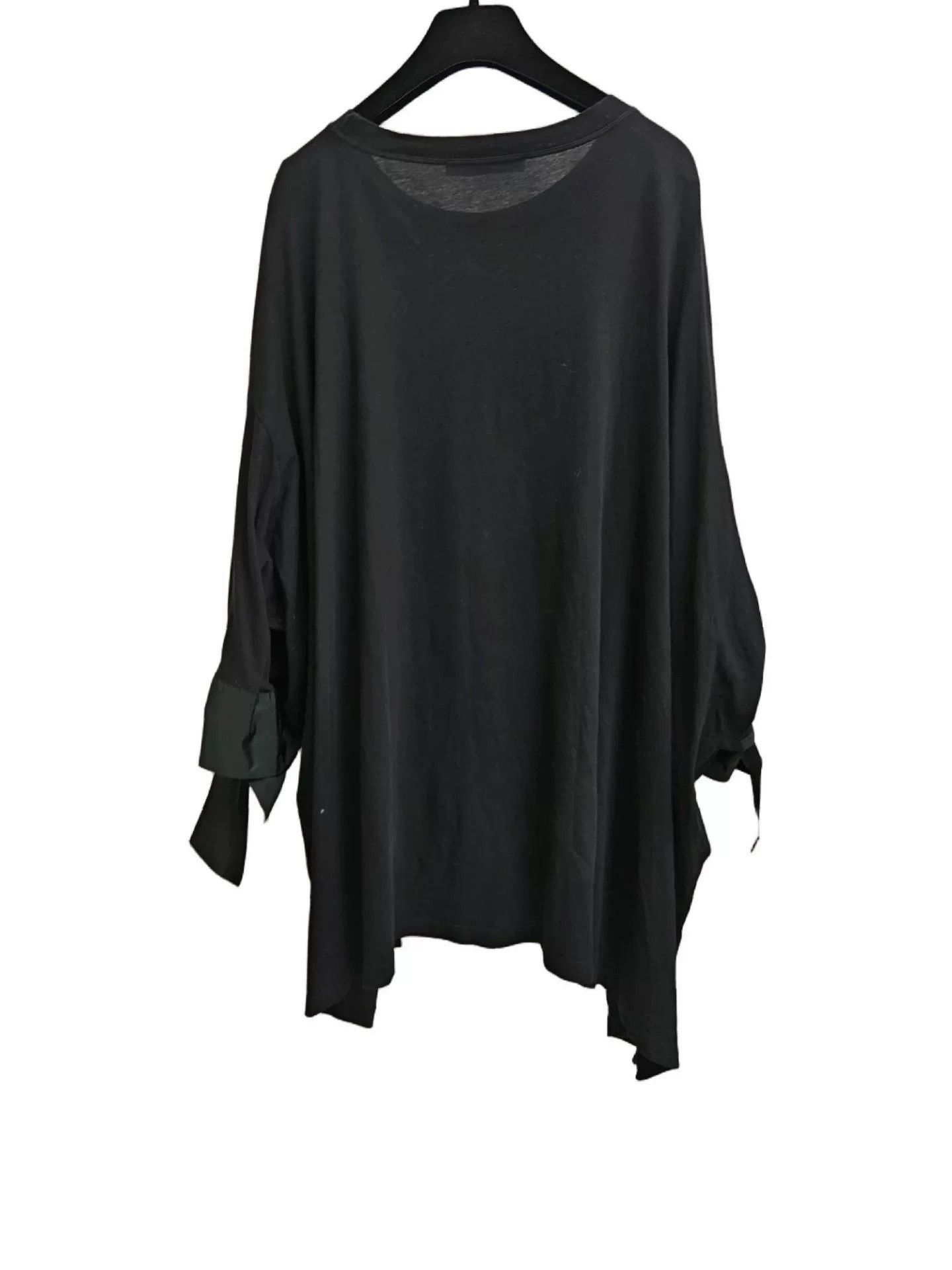 Valentino valentino black long sleeve t-shirt Size US L / EU 52-54 / 3 - 3 Thumbnail