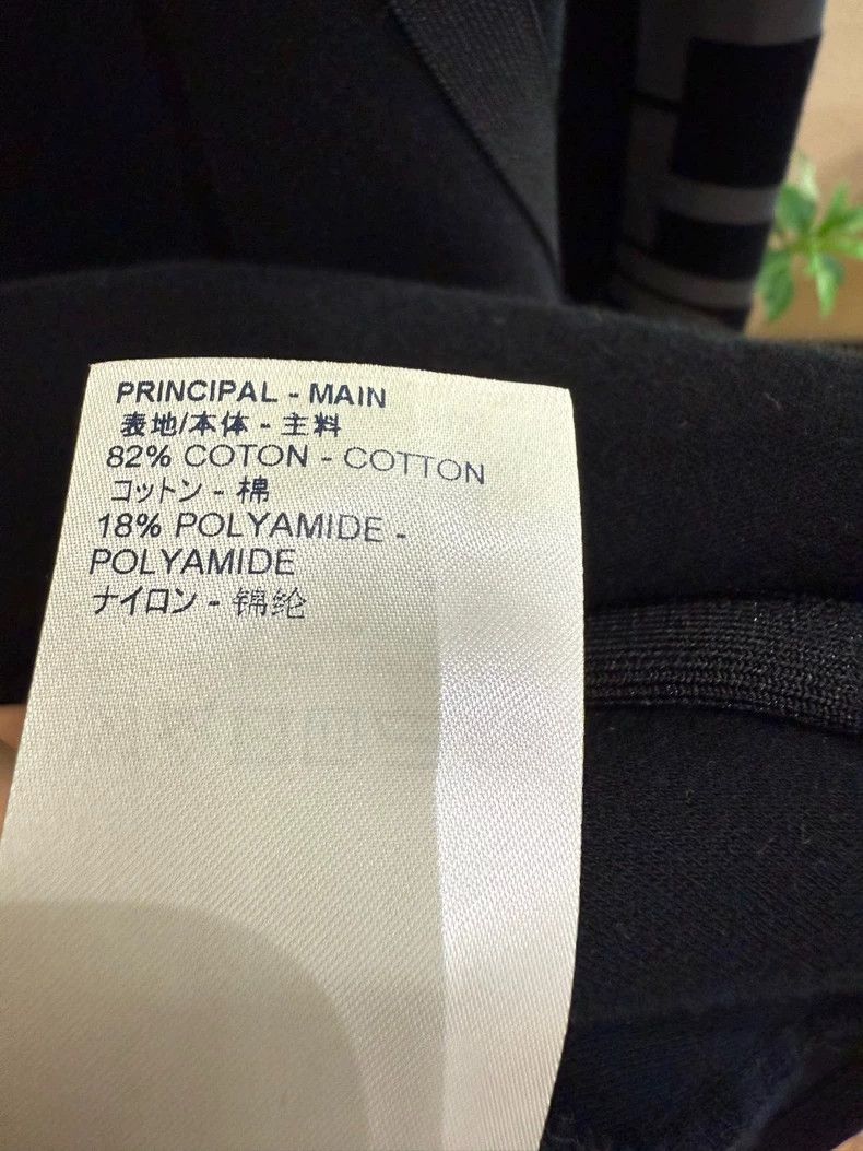 Louis Vuitton Louis Vuitton Black Reflective Logo Sweatshirt Size US L / EU 52-54 / 3 - 5 Thumbnail